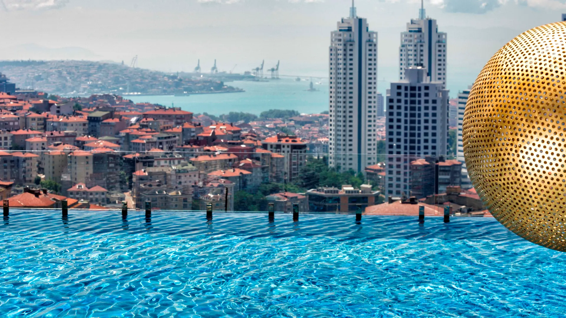 Fairmont Quasar Istanbul Hotel