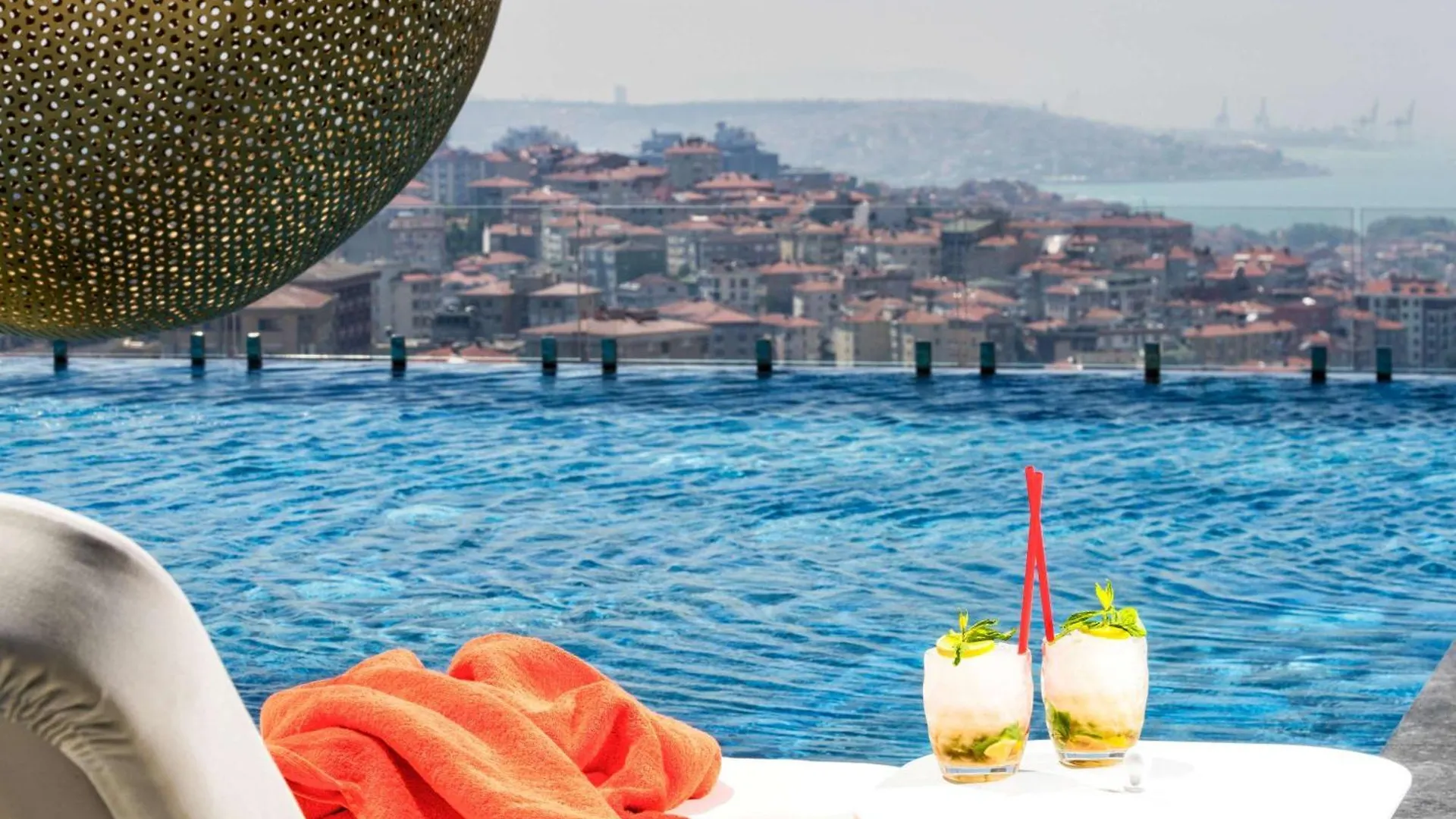 Fairmont Quasar Istanbul Hotel